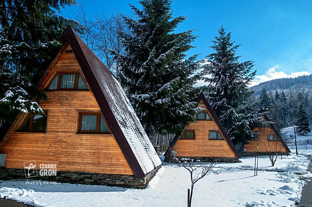 Domki Czarny Gron Rzyki Exteriér fotografie